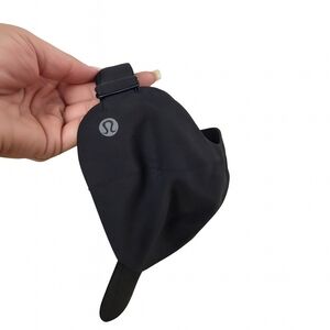 Lululemon Open-Back Ponytail Hat – Black ✨
